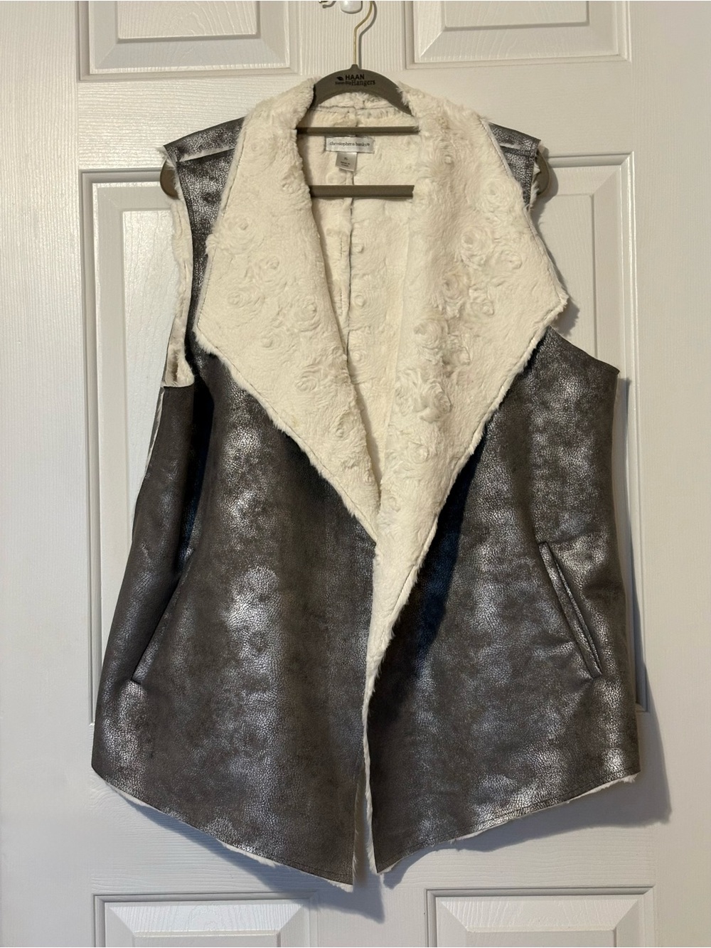 Christopher & Banks Gray Faux Shearling Open Front Vest Size XL Shark Tooth Hem